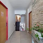 Ξενοδοχείο Uniqhotel 3*