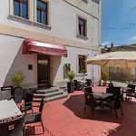 Uniqhotel Ξενοδοχείο