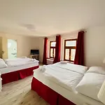 Uniqhotel Ξενοδοχείο 3*