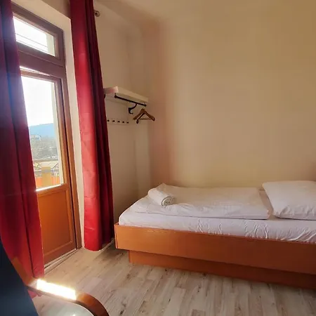 Uniqhotel 3* Cesky Sternberk